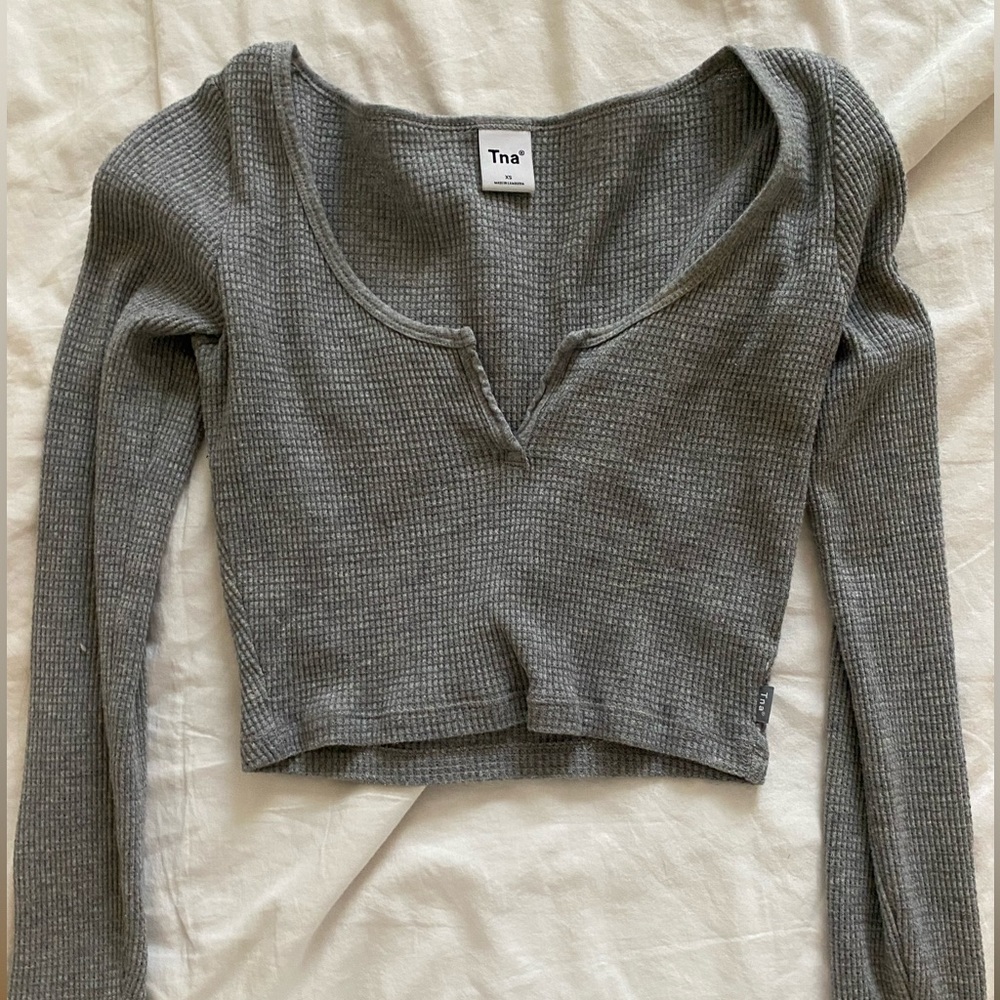 Aritzia TNA Top